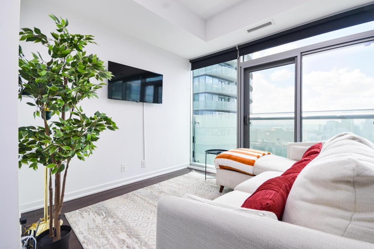 Downtown Toronto Condo Mins From Scotiabank Arena, Tiff, Cn Tower, Union, Mtcc エクステリア 写真