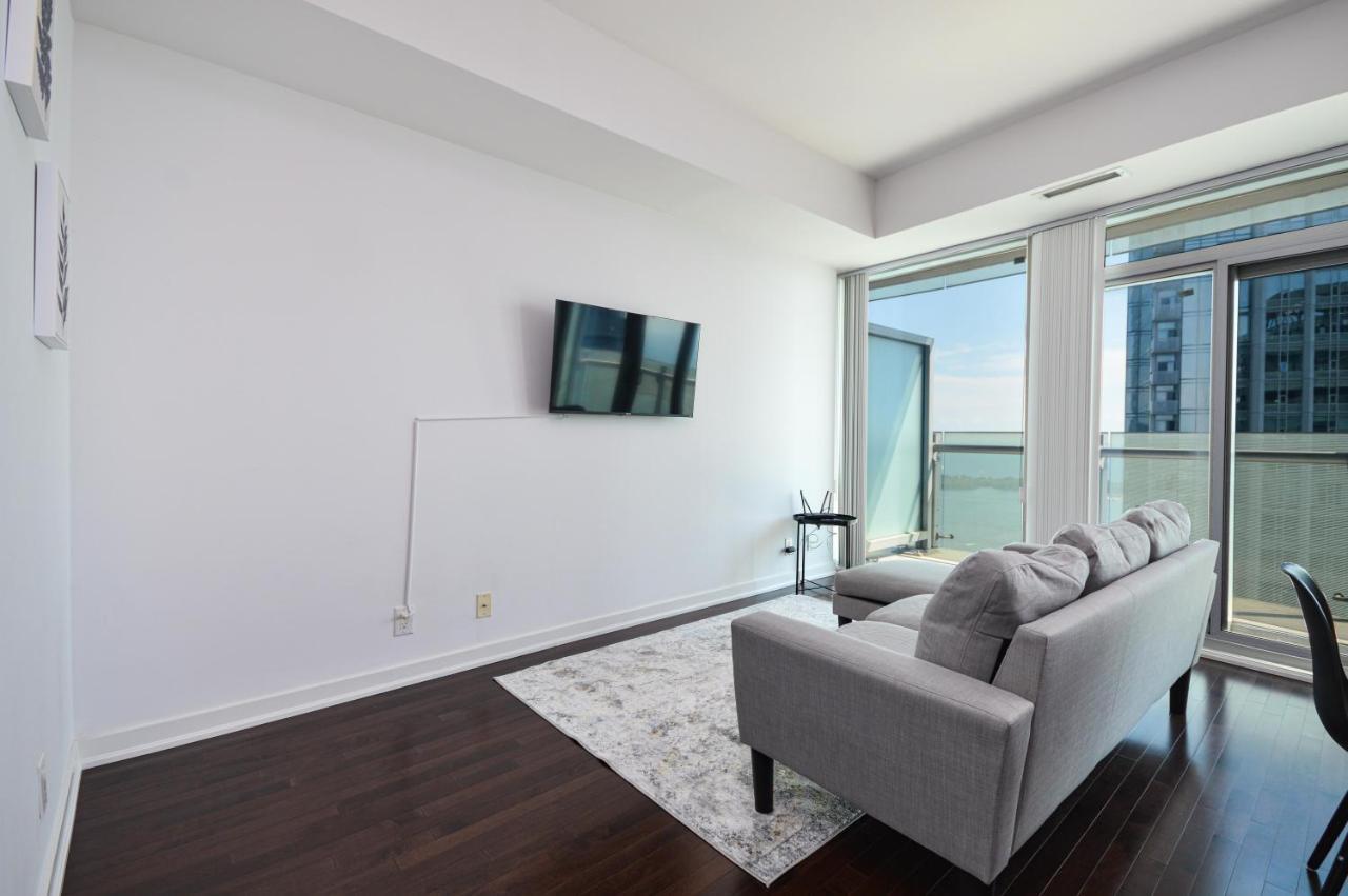 Downtown Toronto Condo Mins From Scotiabank Arena, Tiff, Cn Tower, Union, Mtcc エクステリア 写真