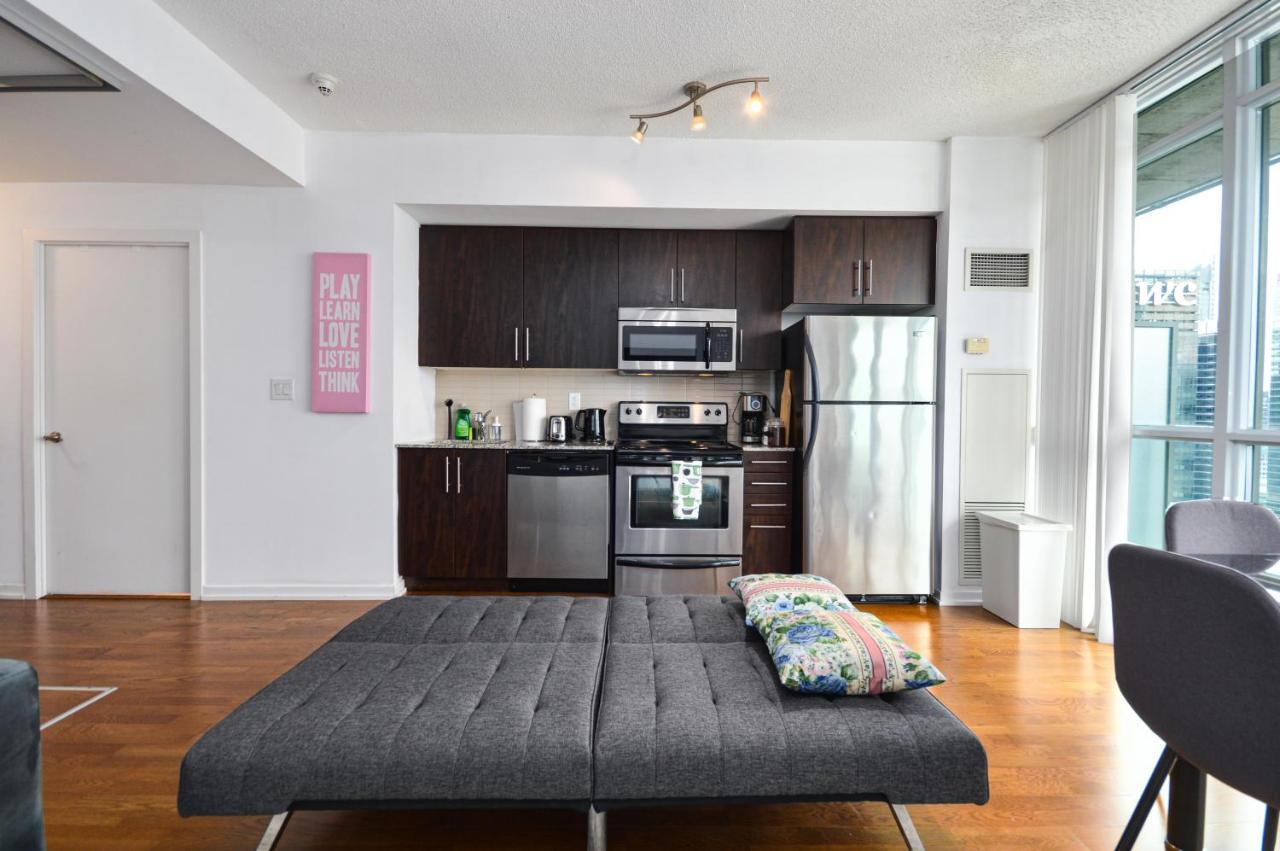 Downtown Toronto Condo Mins From Scotiabank Arena, Tiff, Cn Tower, Union, Mtcc エクステリア 写真